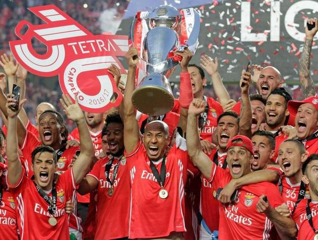 巨大贡献 巨大贡献